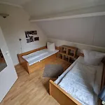 Prázdninový dům Nordseele- Helle Doppelhaushaelfte Mit Terrasse Im Center Parks Park Butjadingen