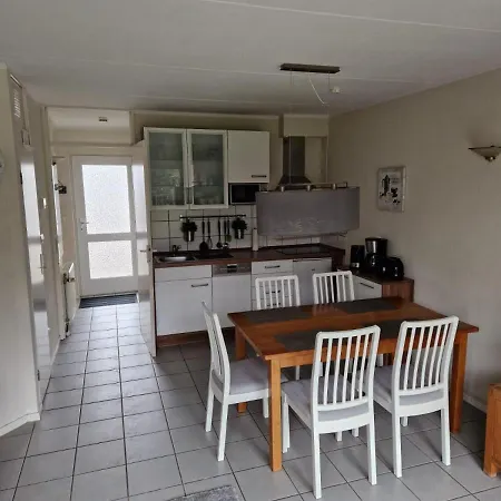 Nordseele- Helle Doppelhaushaelfte Mit Terrasse Im Center Parks Park *